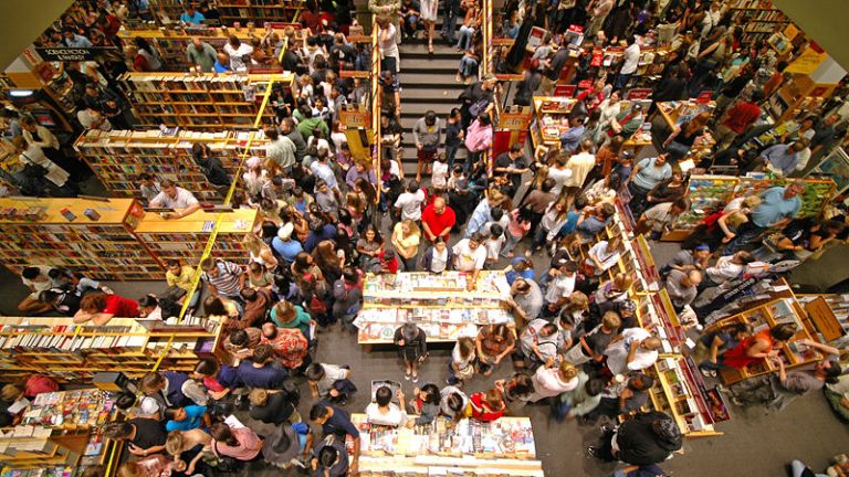 Launch-day crowds waiting for the new Harry Potter book at Borders in Sunnyvale, California %u2013 how can anyone top that?