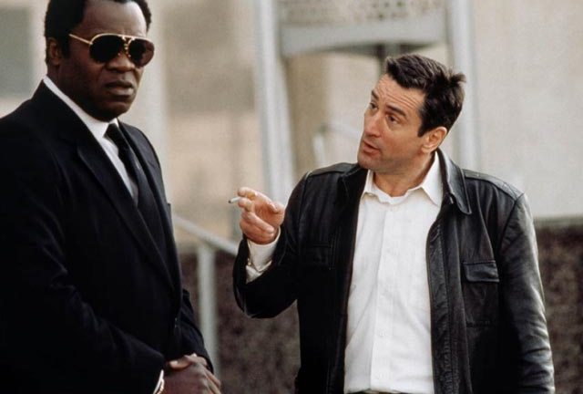 Robert De Niro not strangling, shooting or ripping people's hearts out in Midnight Run (1988)