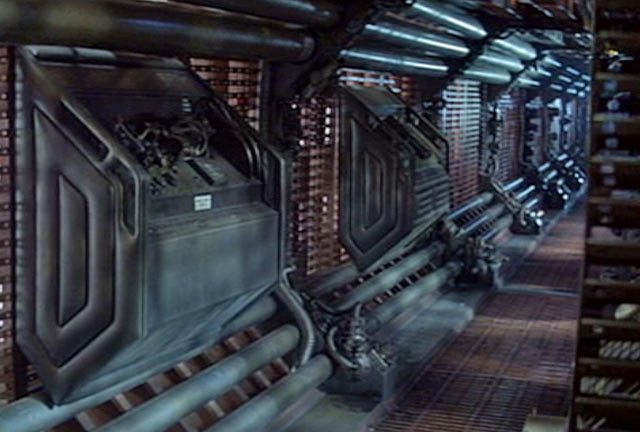 In praise of the sci-fi corridor | Den of Geek