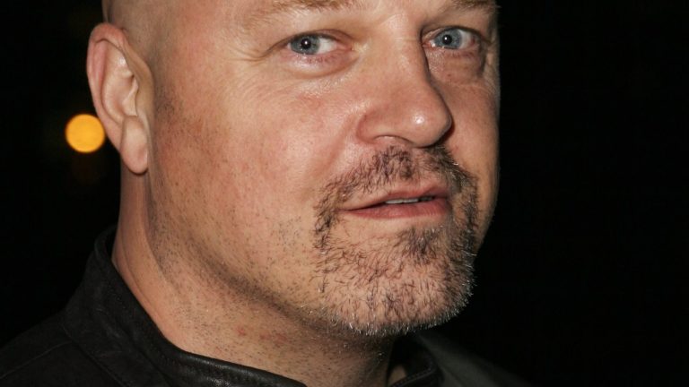 Michael Chiklis