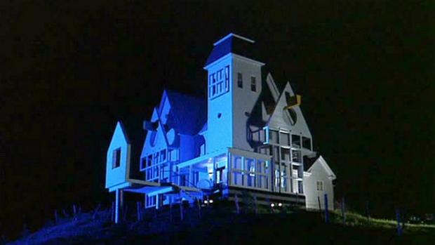The Best Haunted House Movies And Tv Shows Of All Time Den Of Geek
