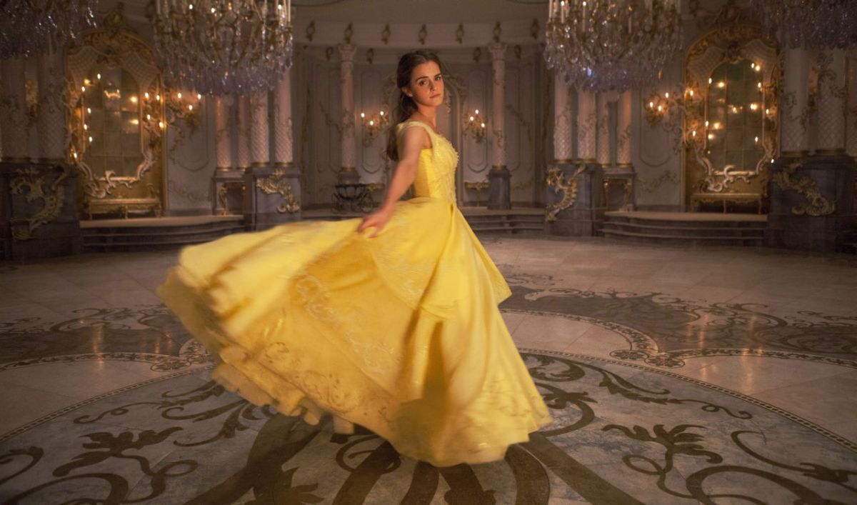 Beauty And The Beast Release Date Singing Clips Trailer Cast More Den Of Geek