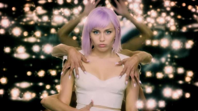 Black Mirror Season 5 Trailer Released Cast Release Date And Much More Blocktoro