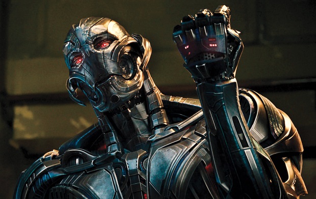 Natalie Portman's Criticized CGI Helmet Explained by Thor: Love