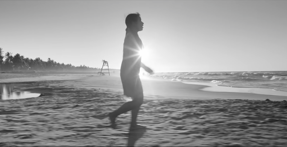 Roma Review: Alfonso Cuaron Movie on Netflix