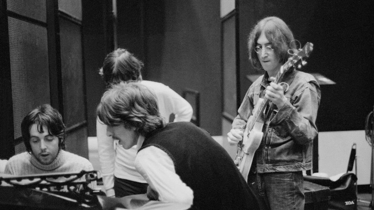 Download The Beatles White Album Reissue Debuts In Top 10 Den Of Geek Free HD Wallpaper The Beatles White Album Reissue Debuts In Top 10 Den Of Geek HD