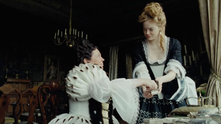 Emma Stone and Olivia Coleman in The Favourite