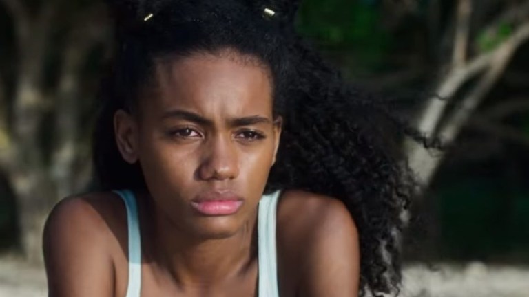 Angely Gaviria as Carmen in Siempre Bruja