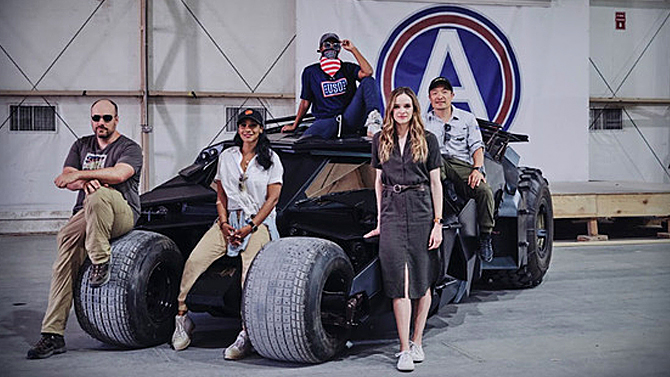 Nafessa Williams, Danielle Panabaker, Candice Patton, Jim Lee; DC/USO