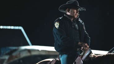 Kevin Costner as John Dutton | “Sins of the Father” – The feud with the Becks comes to a head as the Duttons scramble to save one of their own, on the second season finale of YELLOWSTONE, Sunday, Dec. 3 (9:00-10:00 PM ET /PT) on the CBS Television Network.