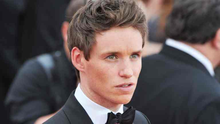 Eddie Redmayne Reveals Which DC Villain He Wants To Play