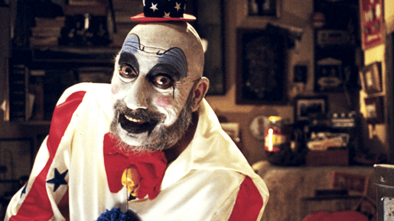 Sid Haig as Captain Spaulding in House of 1000 Corpses