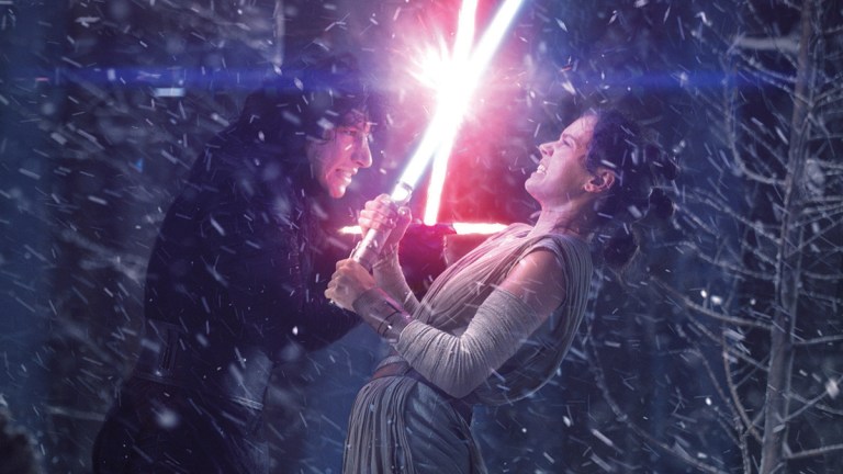 How Star Wars The Force Awakens Celebrated The Old And New Den Of Geek