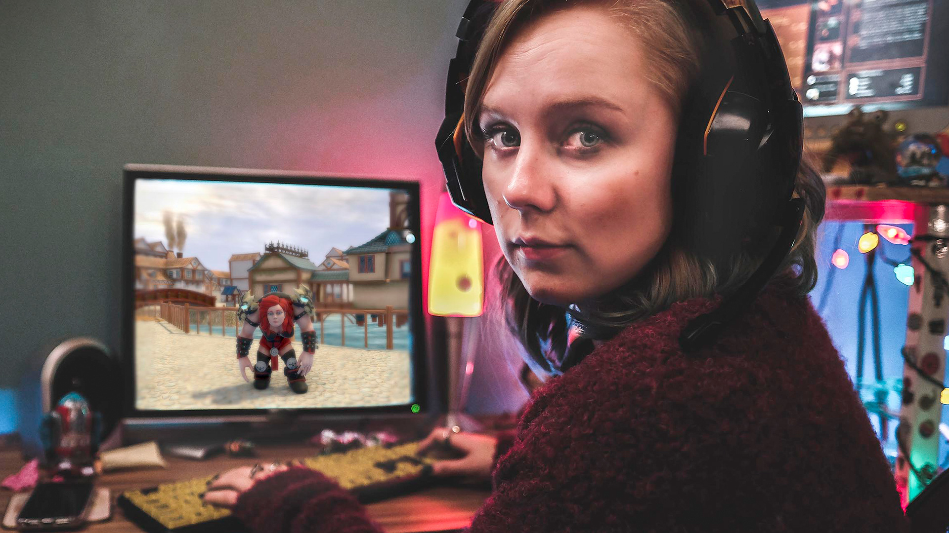 Alexa Davies in E4's Dead Pixels