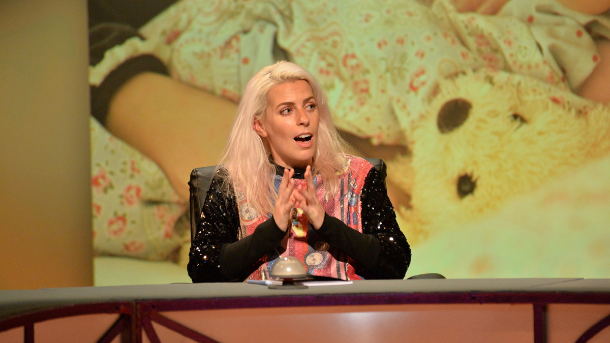 Sara Pascoe on BBC Two's QI