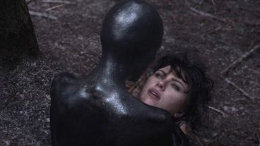 Scarlett Johansson and Alien in Under the Skin