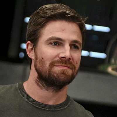 Stephen Amell Archives Den Of Geek