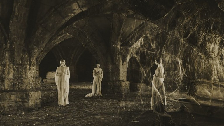 Dracula, 1931, the brides