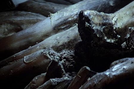 The bent-out bones of the space-jockey in Alien (1979)