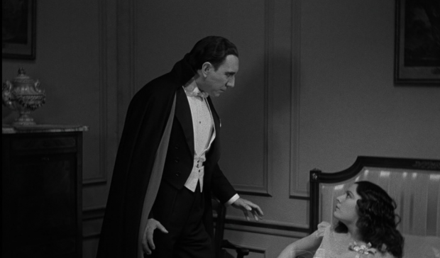 Carlos Villarias in Dracula (1931)
