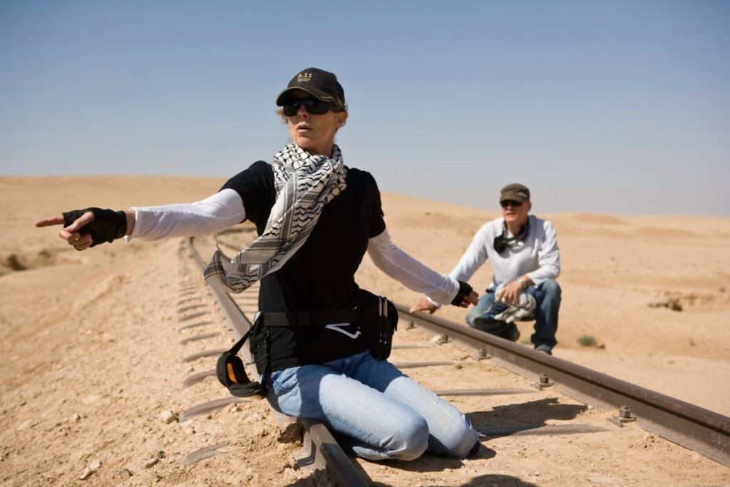 Kathryn Bigelow on the set of The Hurt Locker