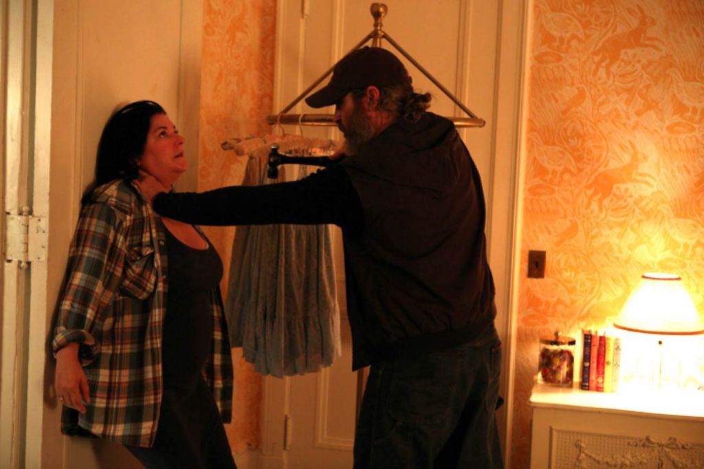 Lynne Ramsay and Joaquin Phoenix on the set of You Were Never Really Here