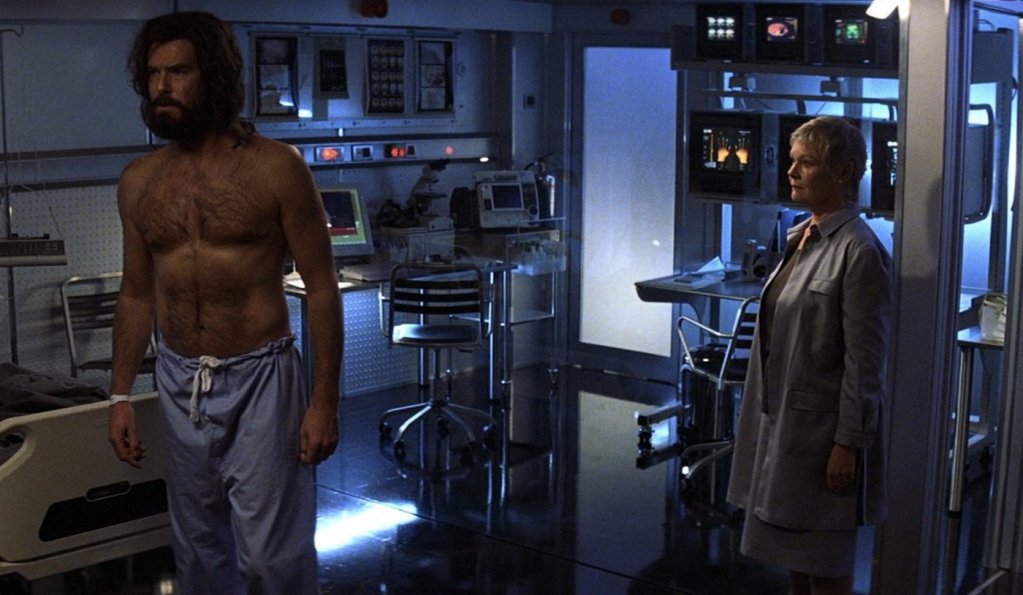 Pierce Brosnan and Judi Dench in Die Another Day