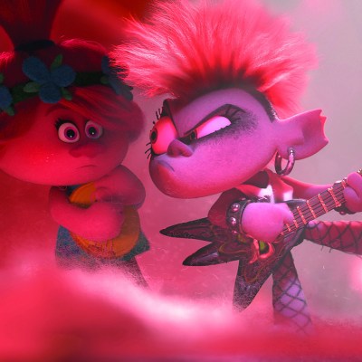 Poppy (Anna Kendick) and Barb (Rachel Bloom) in Trolls World Tour