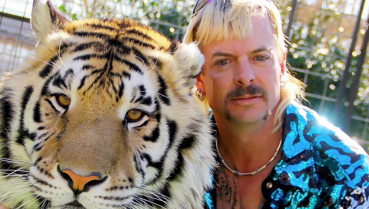 Tiger King S Joe Exotic Wants To Be Played By Brad Pitt Or David