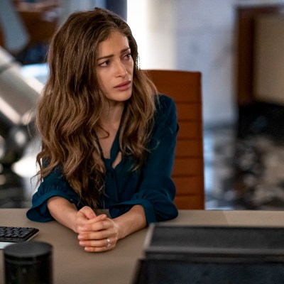 Efrat Dor as Eva McCulloch, Mirror Master on The Flash Season 6