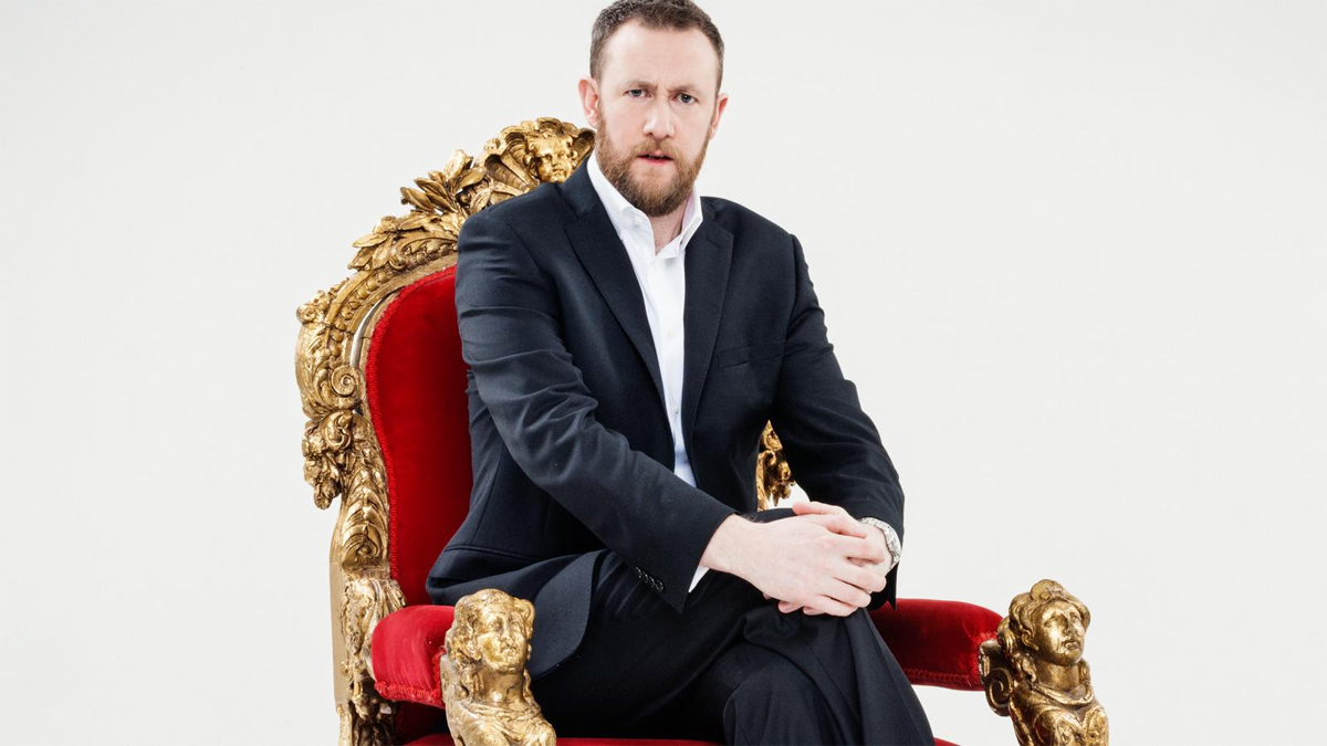 The Teleprompter Interview Alex Horne I D Describe Myself As Barney Rubble Den Of Geek