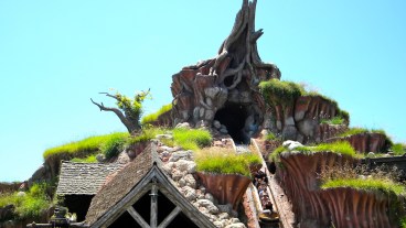 Disney World Re-Themes Splash Mountain from Song of the South to Princess and the Frog