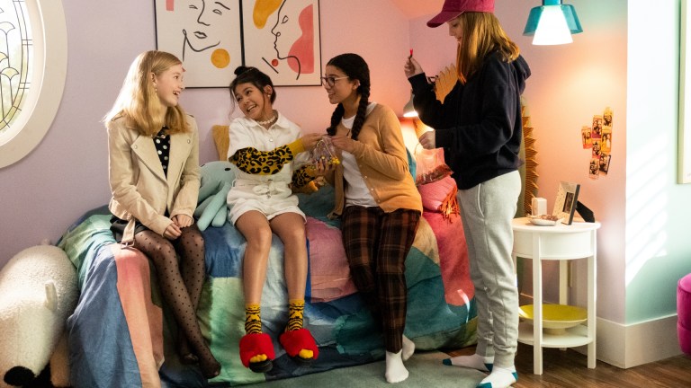 The Baby-Sitters Club Release Date Trailer Cast Story