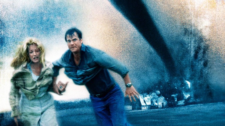 Helen Hunt and Bill Paxton in Twister