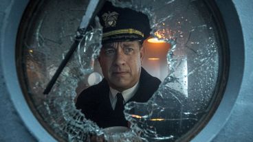 Greyhound Review: Tom Hanks Adrift