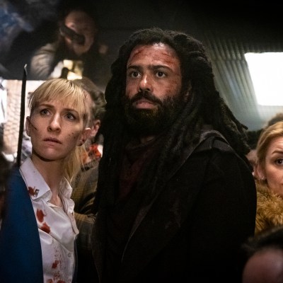 Snowpiercer Episode 10 994 Cars Long