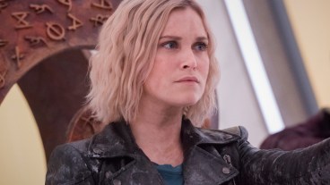 The 100’s Decision to Sideline Clarke is Part of a Larger Season 7 Problem