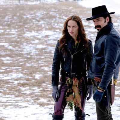 Wynonna and Doc in Wynonna Earp Season 4 Episode 5