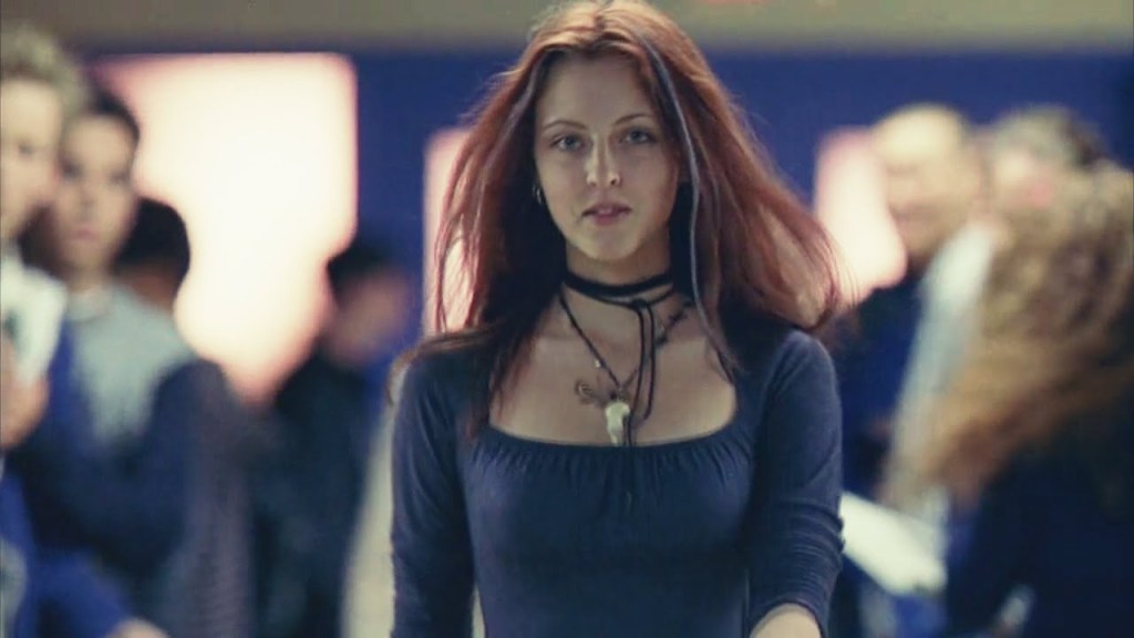 Katherine Isabelle in Ginger Snaps