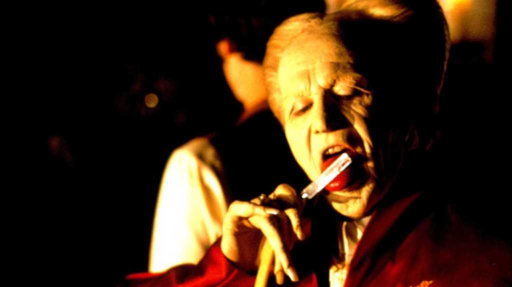 Gary Oldman Licks Blood in Bram Stoker's Dracula