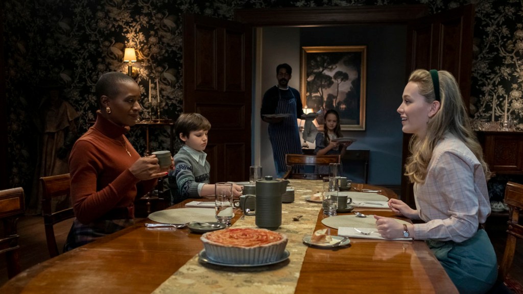 Haunting of Bly Manor dinner table Hannan, Miles, Owen, Flora, Dani