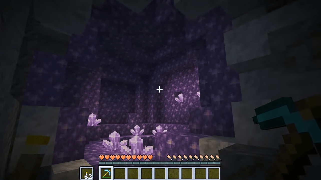 Minecraft 1.17 Caves & Cliffs Part 1's Exciting New Features