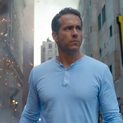 Free Guy Review: Ryan Reynolds and Jodie Comer Give Uneven Script Extra  Life
