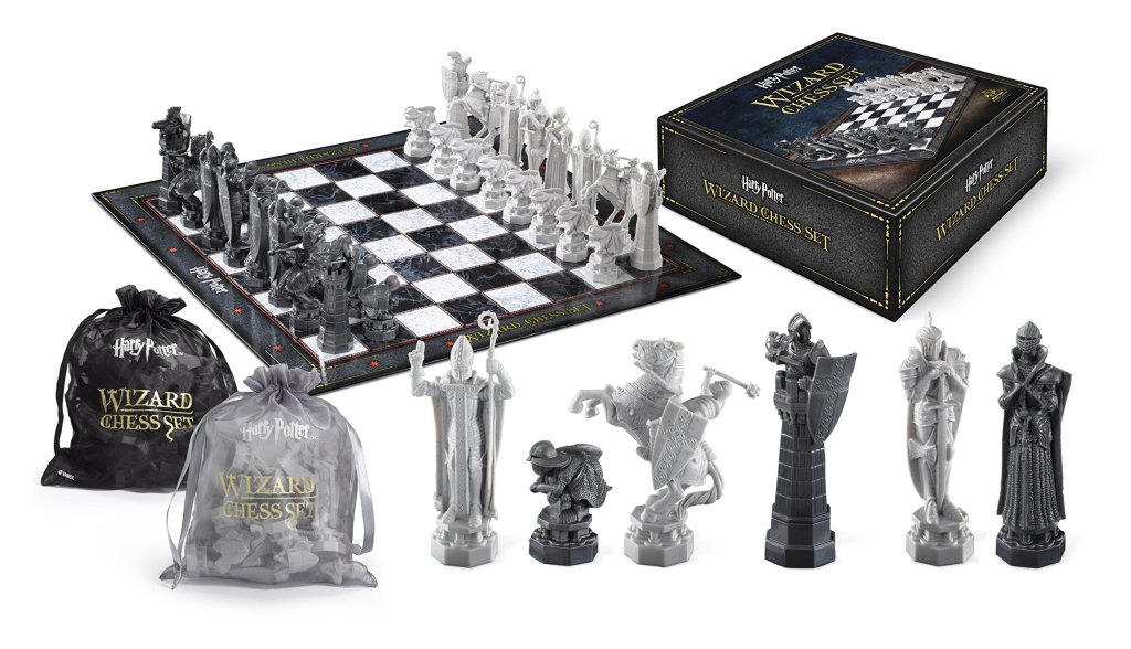 None Marvel Heroes Chess Set