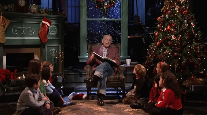 John Malkovich reads 'Twas the Night Before Christmas