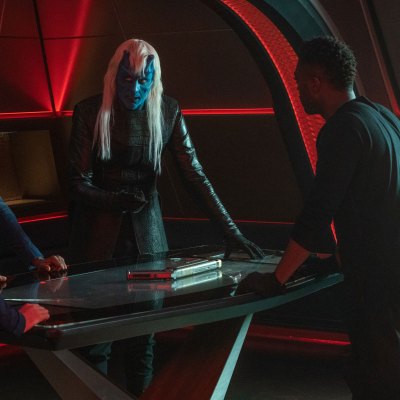 Review: 'Star Trek: Discovery' Finds A Future In Season 3 Premiere “That  Hope Is You” –