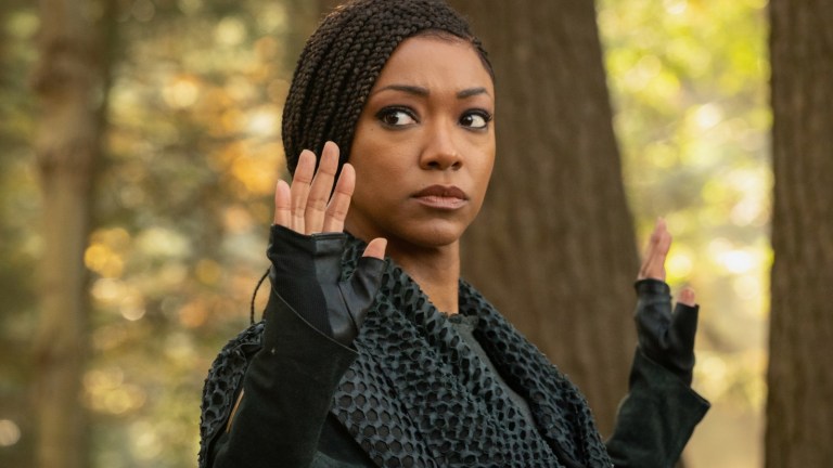 Michael Burnham With Her Hands Up in Star Trek: Discovery Season 3