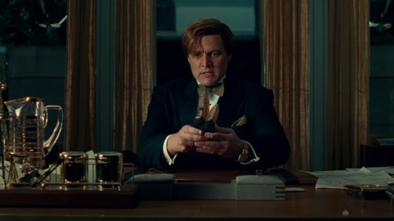 Pedro Pascal as Maxwell Lord with Dreamstone in Wonder Woman 1984