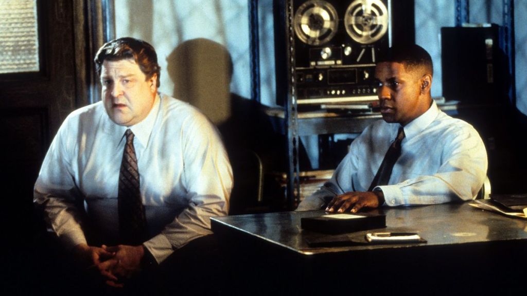 John Goodman and Denzel Washington in Fallen