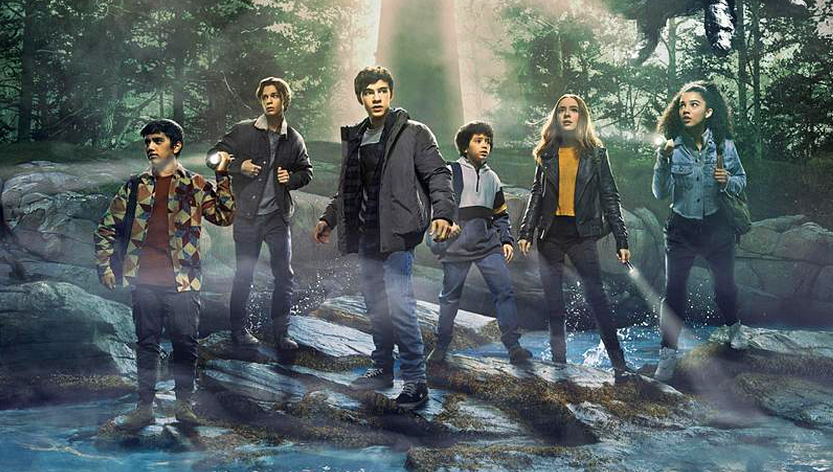 Are You Afraid Of The Dark Season 2 Trailer Shows A Scary Expanded Scope Den Of Geek Are You Afraid Of The Dark Season 2 Trailer Shows A Scary Expanded Scope Den Of Geek